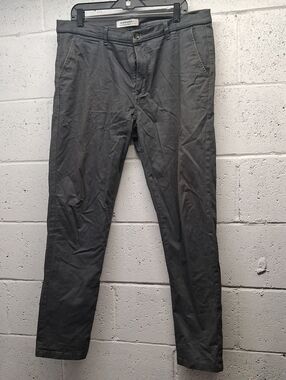 NWOT Men's Springfield Gray Chino Pants - Slim Fit